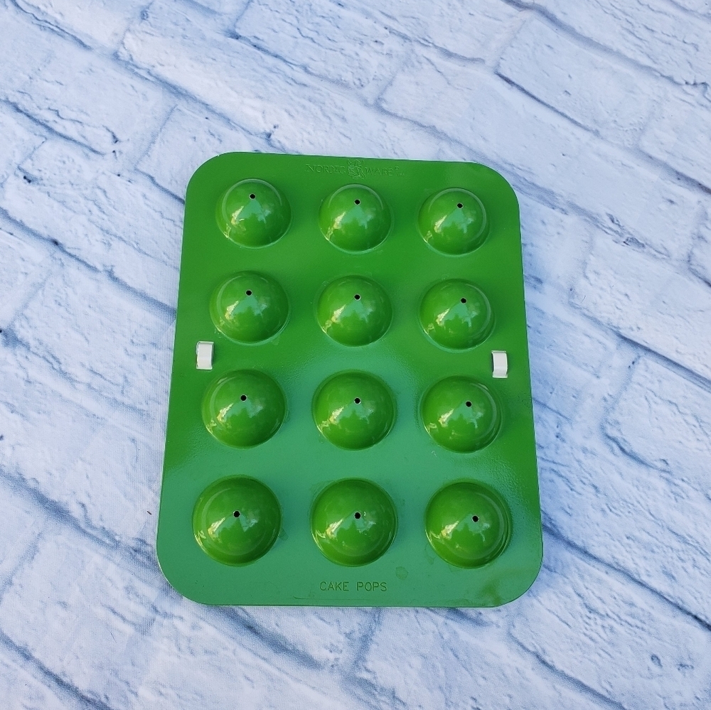 Nordic Ware cake pop bakeware